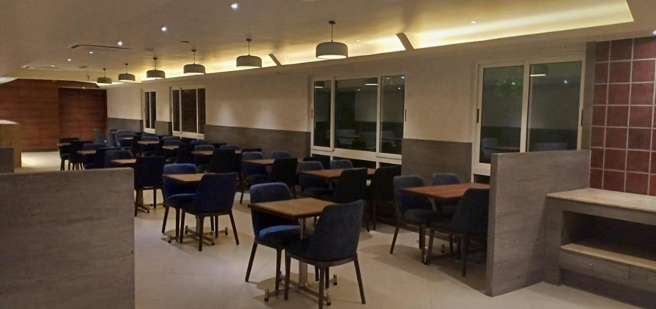 Cosmique Clarks Inn Suites Goa Madgaon Exterior foto