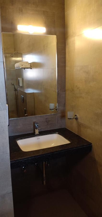 Cosmique Clarks Inn Suites Goa Madgaon Exterior foto